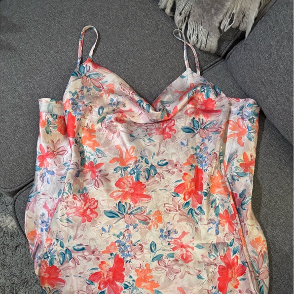 Floral Dress - Picture 3 of 5